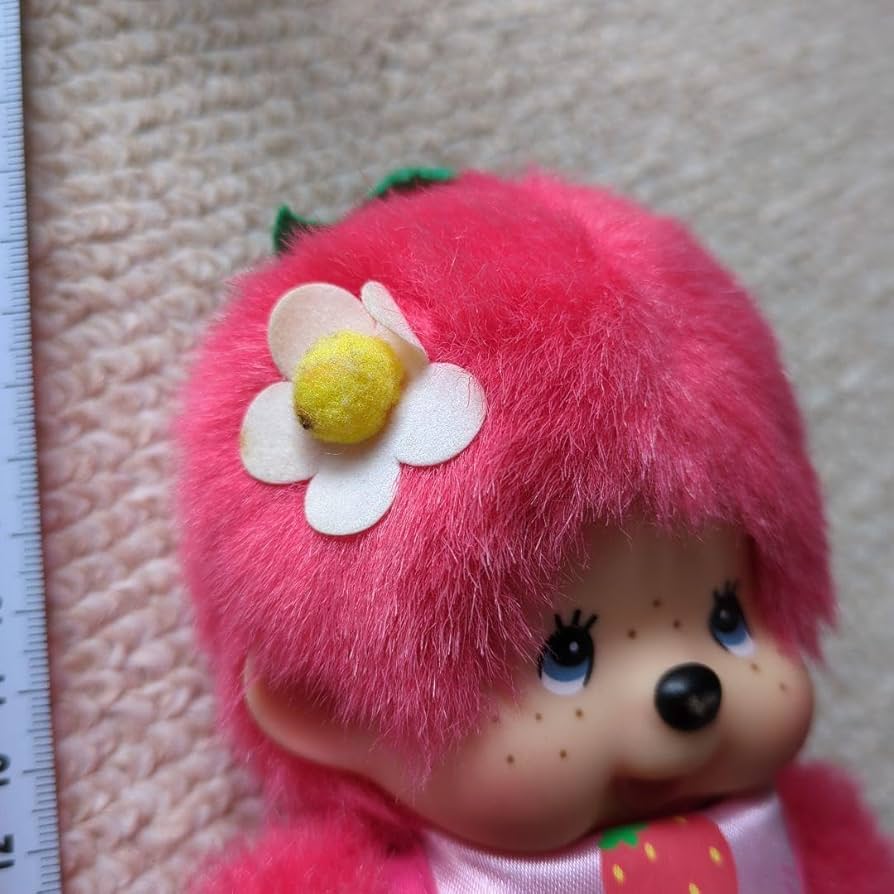 Amazon.co.jp: モンチッチ いちご ぬいぐるみ 栃木限定 Sサイズ : おもちゃ